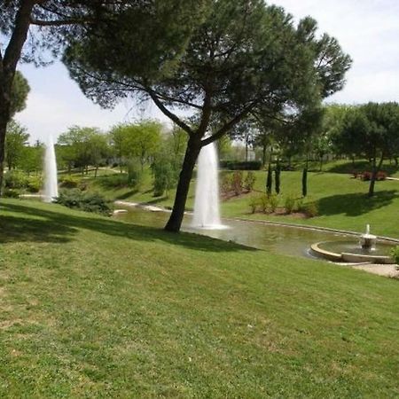 Apartamento Urgel Madrid Extérieur photo