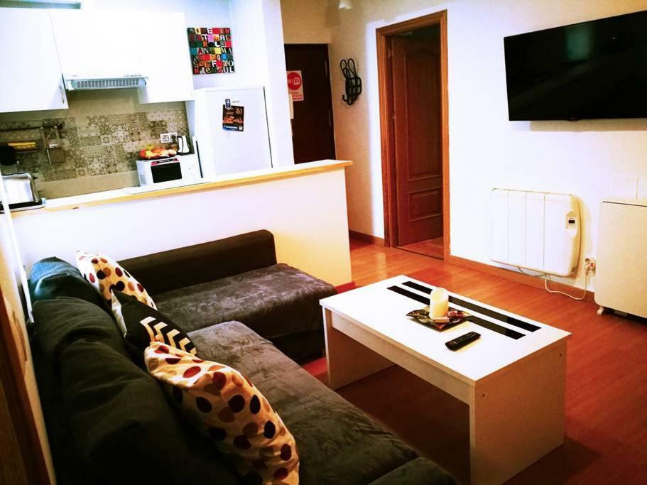 Apartamento Urgel Madrid Extérieur photo