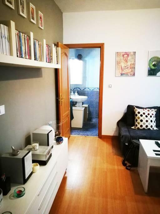 Apartamento Urgel Madrid Extérieur photo